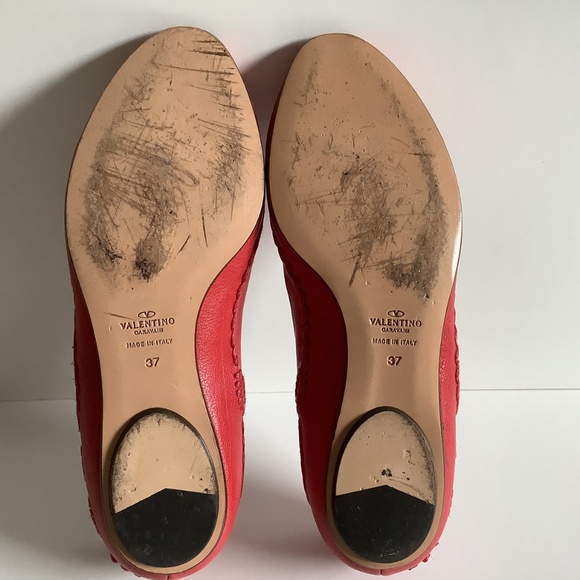 Valentino Garavani Vintage Red  Leather Peep Toe Flats Floral Stitching Sz 7 - Picture 8 of 10